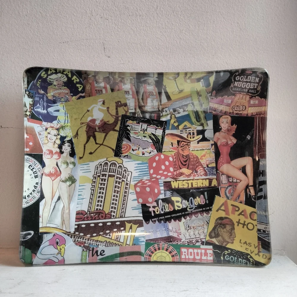 Large vintage Las Vegas catch all trinket tray